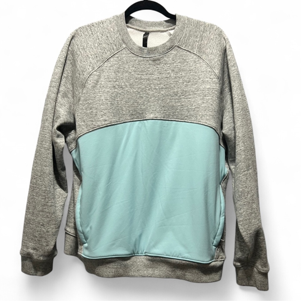 FABLETICS Gray and Light Blue Sweatshirt - Large